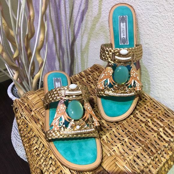 NEW Ivy Kirzhner Gold Tutankhamen Leather Sandals - Picture 8 of 15